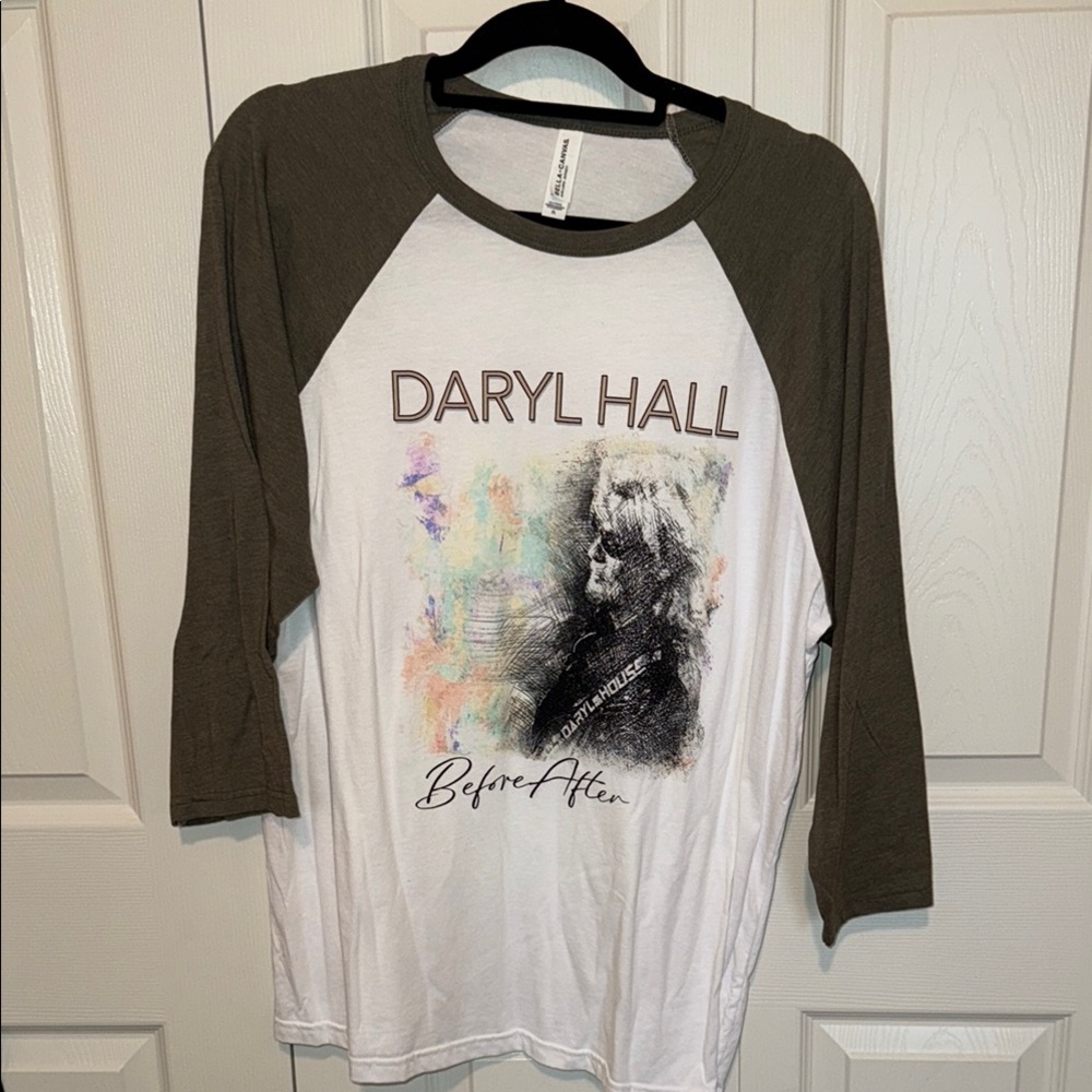 Daryl Hall Graphic Raglan Tee